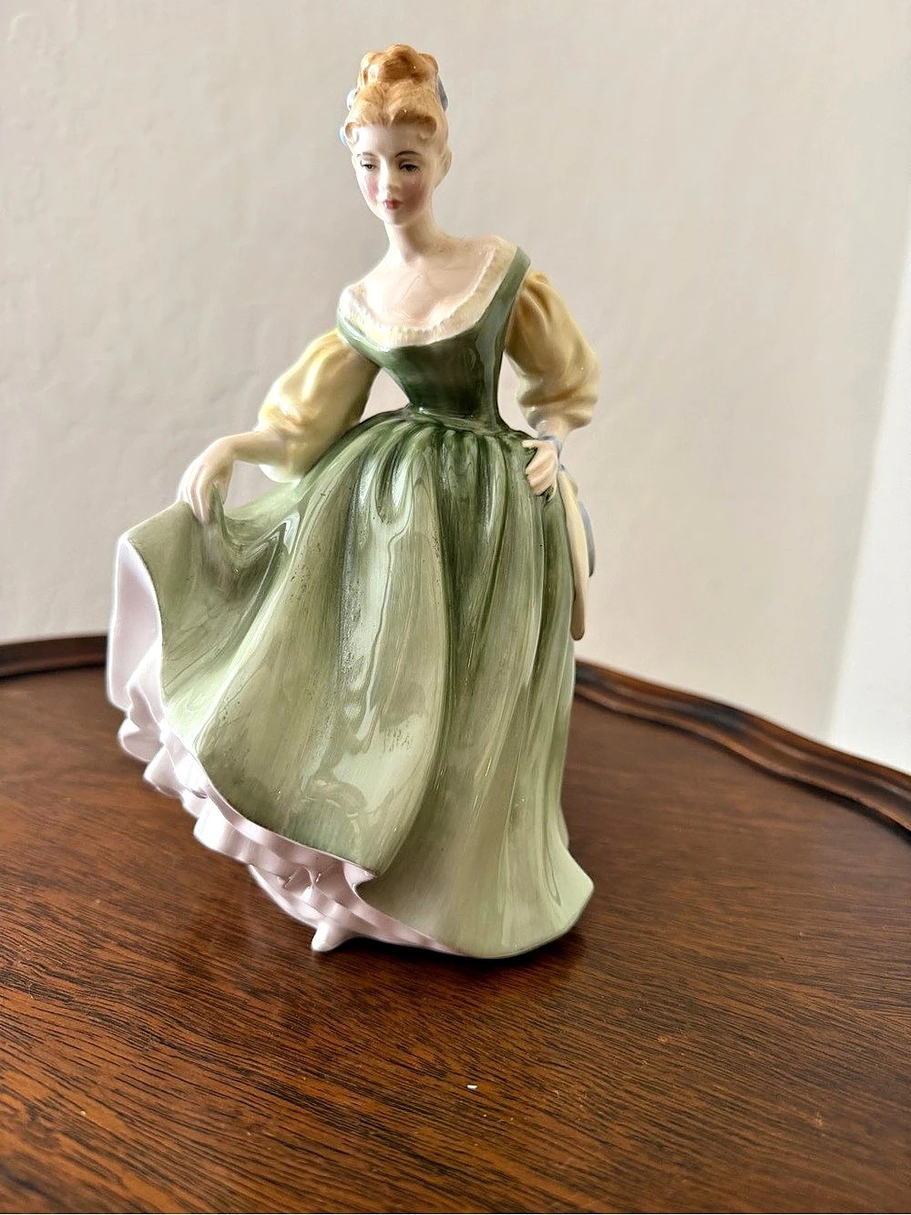 Royal Doulton Fair Lady HN 2831 Figurine Green & White